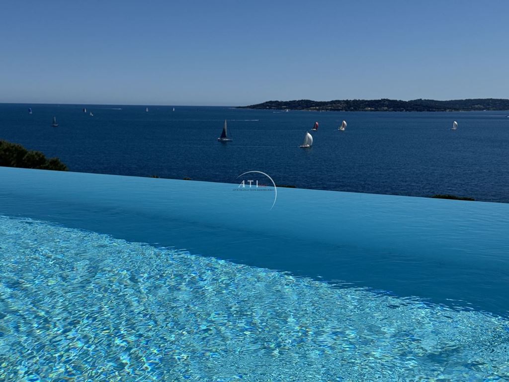 Villa SAINTE MAXIME 5600000€ AZUR TRANSACTIONS IMMOBILIERES Villa SAINTE MAXIME 5600000€ AZUR TRANSACTIONS IMMOBILIERES