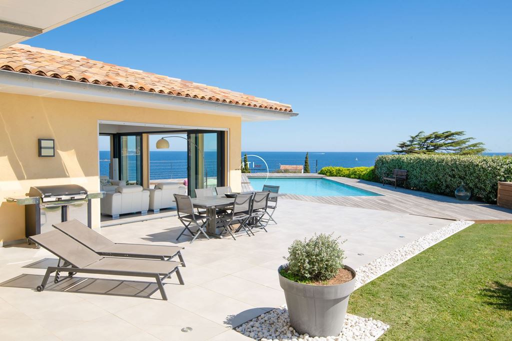 Villa SAINTE MAXIME 3950000€ AZUR TRANSACTIONS IMMOBILIERES Villa SAINTE MAXIME 3950000€ AZUR TRANSACTIONS IMMOBILIERES