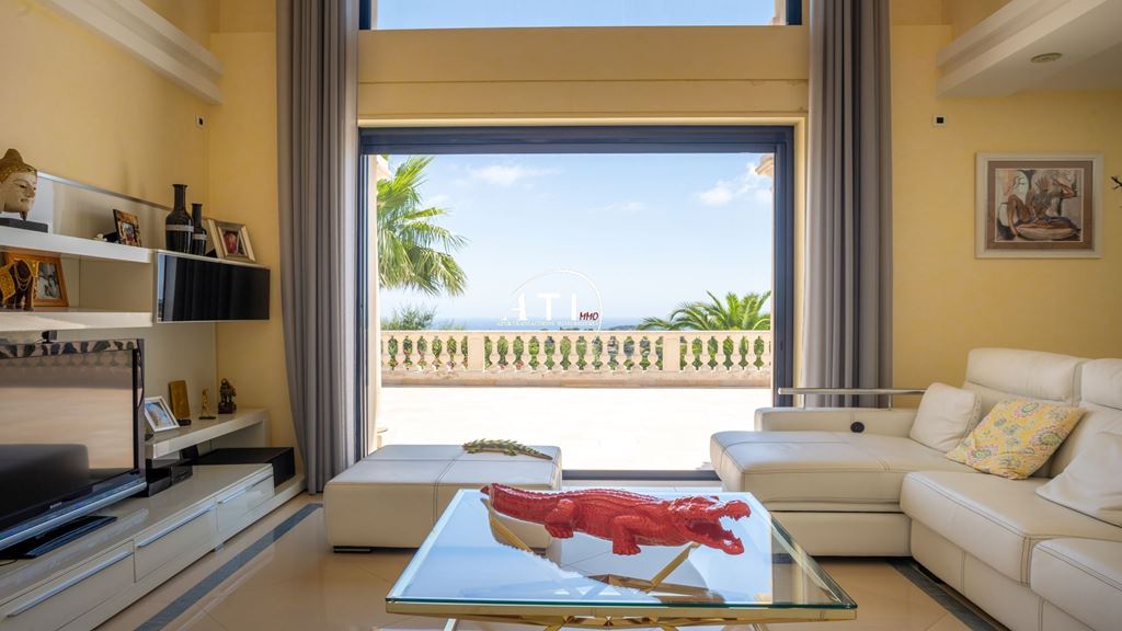 Villa STE MAXIME 3710000€ AZUR TRANSACTIONS IMMOBILIERES Villa STE MAXIME 3710000€ AZUR TRANSACTIONS IMMOBILIERES